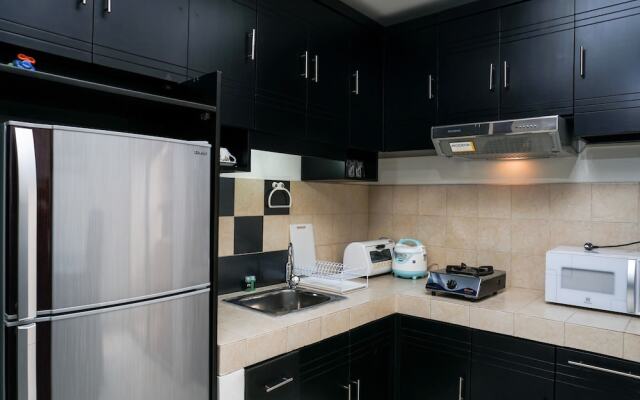 2BR Apartment Seaview with Workspace at Mediterania Marina Ancol