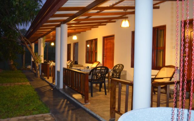 Luvi Lucas River Side