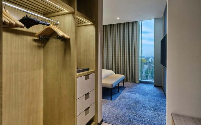 The St. Regis Chicago