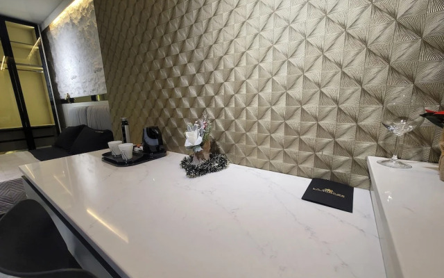 La Mirage Suites & Apartments