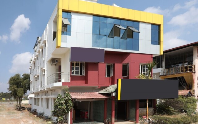 OYO 24663 Dsrr Comforts