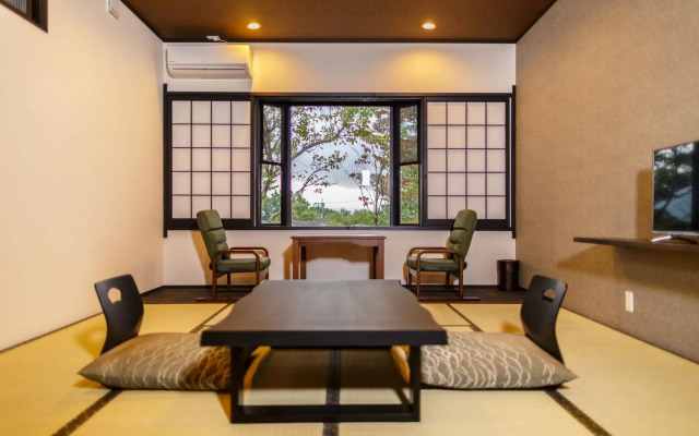 Yufuin Ryokan Seikoen