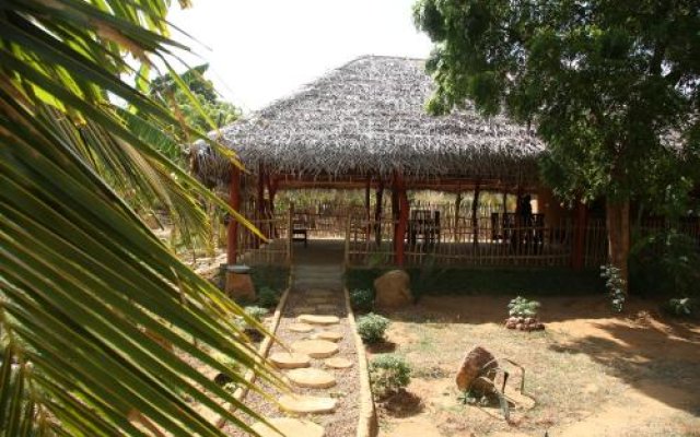 Yala Tree House