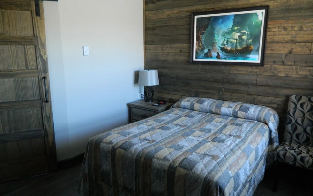 Le Pirate Motel & Camping