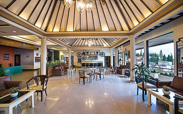Royal Hotel and Convention Tretes