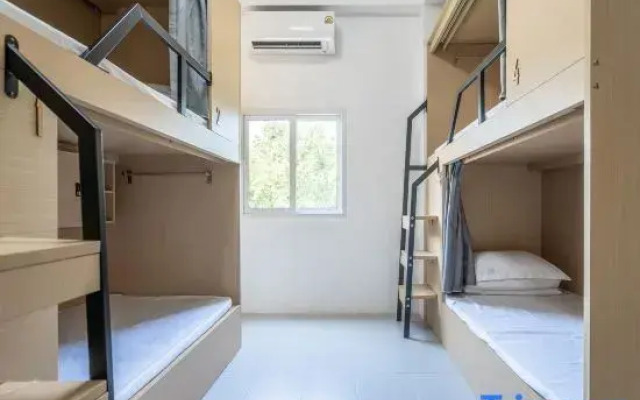 Passerby hostel samui