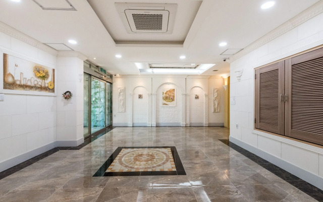 Bongaya Hotel