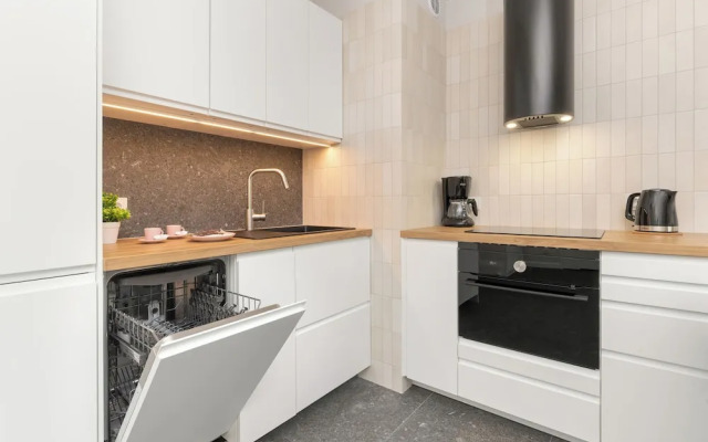 Letnicka Apartment Gdańsk by Renters