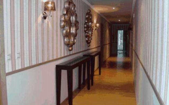 Hotel Av Apartamentos