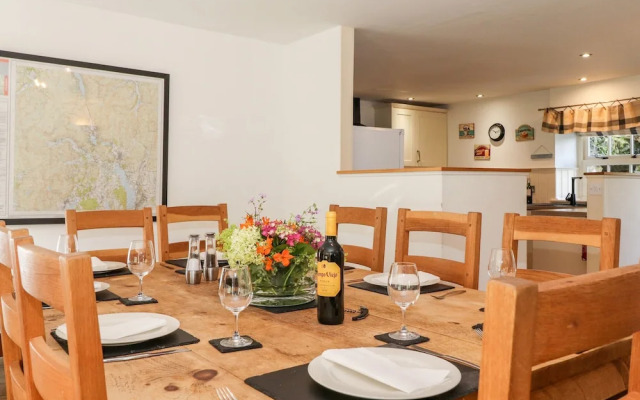Huntingstile Lodge