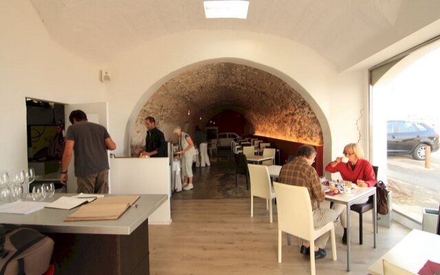 Petit Hotel Hostatgeria Sant Salvador