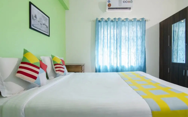 Six Gems by OYO Rooms