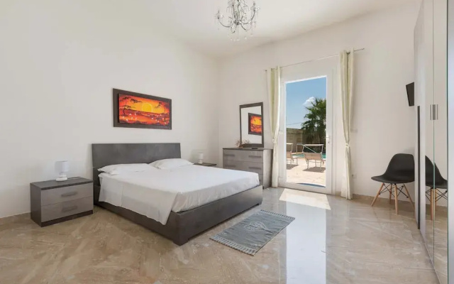 1695 Villa Albarosa by Perle di Puglia