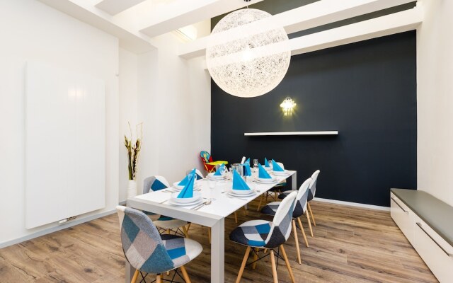 EMPIRENT Mucha Apartments