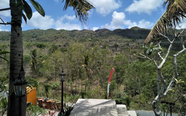 Tombong Limo Home Stay