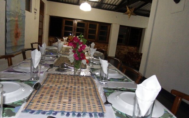 Welikande Hotel and Trekking Center