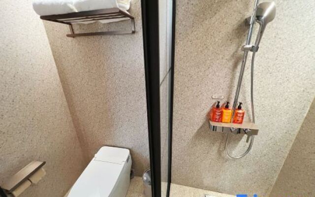 Orange Hotel (Qingyuan Yingde Branch)
