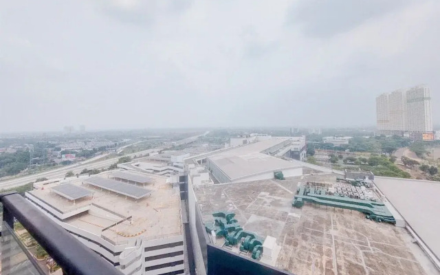 Spacious and Comfy 3BR at Sky House BSD Apartment