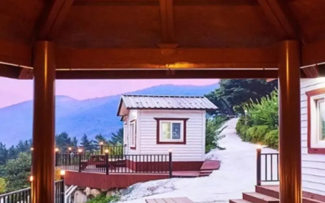 Yeosu Dolsan Healing Pension
