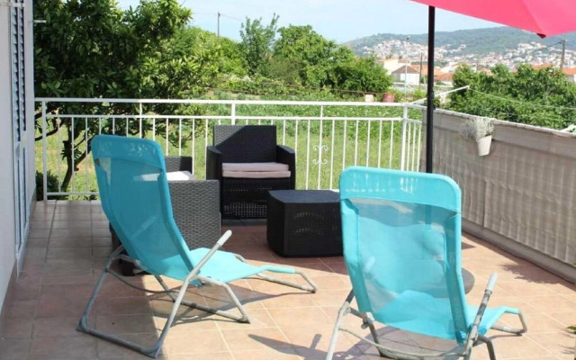 Modern Apartment in Seget Donji With View of the Sea