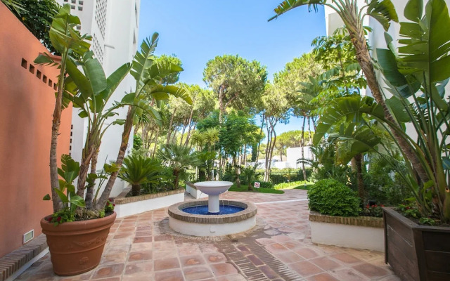 OleHolidays Medina Garden Puerto Banús 100 m. Playa