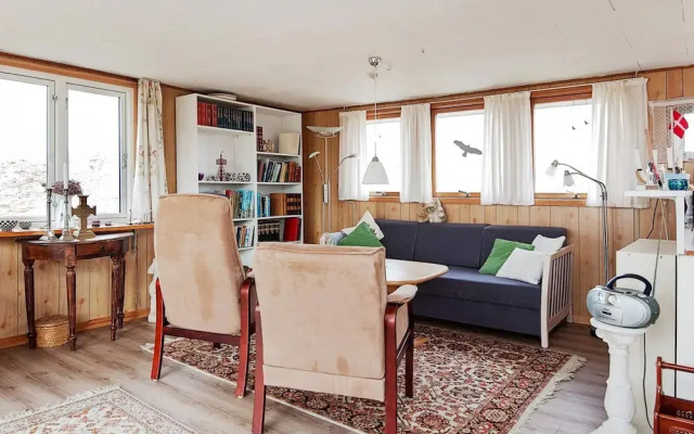Enticing Holiday Home in FanÃ¸ near Sea