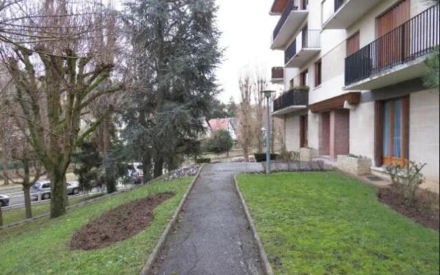 Studio 11m2 - Proche de Saint Germain en Laye