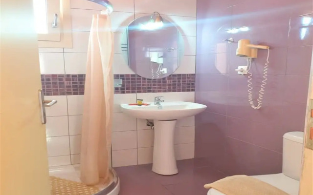Room-private Premium Studio for A Pleasa