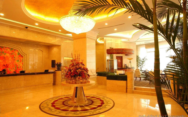The Bund Riverside Hotel