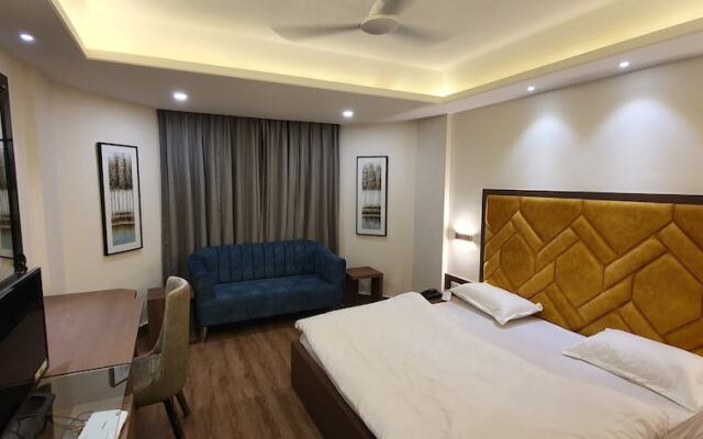 Hotel Ajanta Palace
