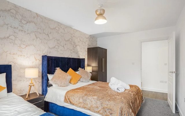 Oceanic Bliss- 2 Bed 2 Bath, Free Park, Netflix