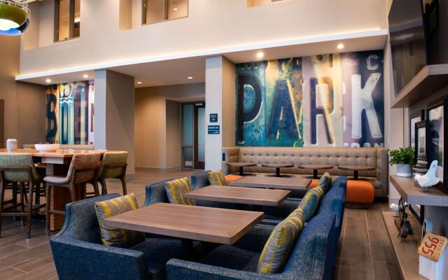 Hampton Inn & Suites Buena Park