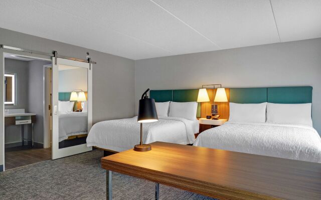Hampton Inn & Suites by Hilton Belleville