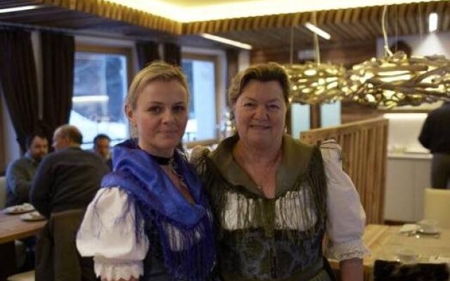 Chalet Vites Mountain Hotel