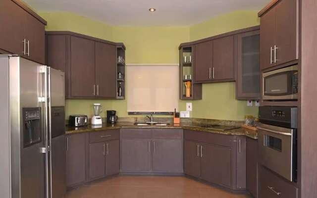 Nianna Luxurious Villa