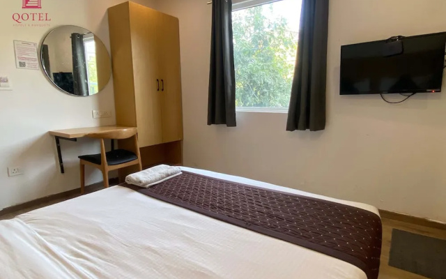 Qotel Hotel IP Residency