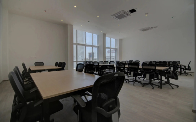 OYO Townhouse 100 Somani TC