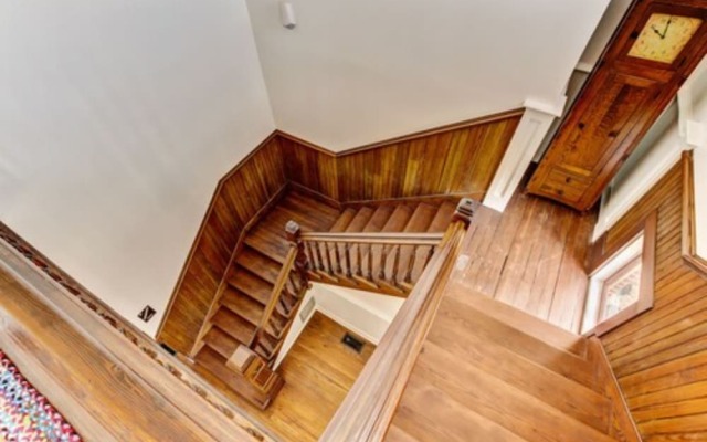 Amelia Schoolhouse Inn