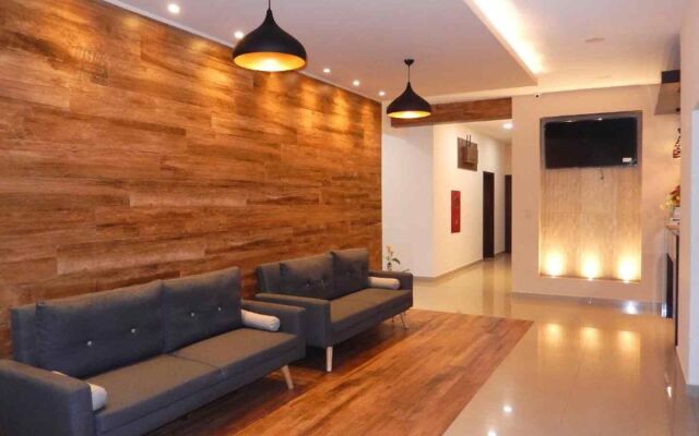 Premium Suites Deluxe Aparthotel Equipetrol