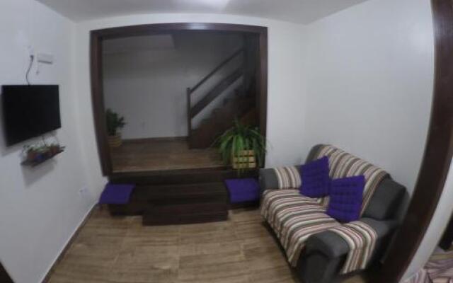 Hostel Toca Do Lobo