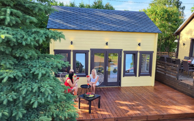 Tiny house near Viljandi lake