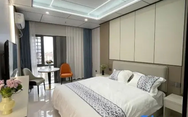 Wanwei Jintan Jingqian Business Hotel
