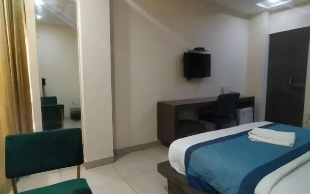 Hotel Maya Inn