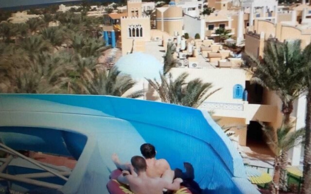 Hurgada Mirage Beach Chalet & Aqua Park