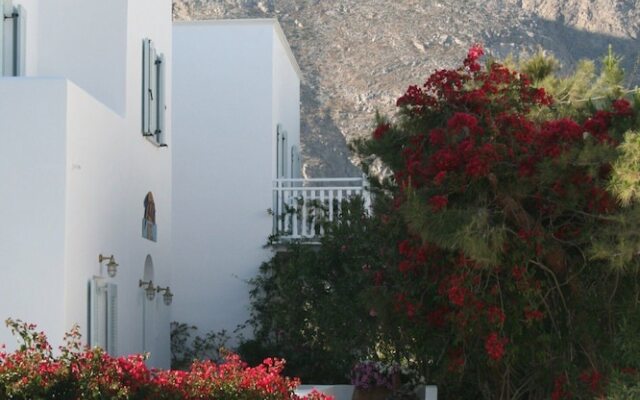 Spiros & Hiroko Hotel - Adults Only