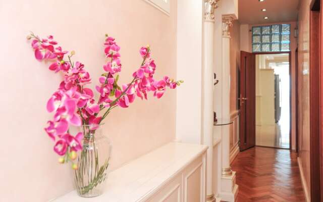 Le Majestic Promenade - 5 Stars Holiday