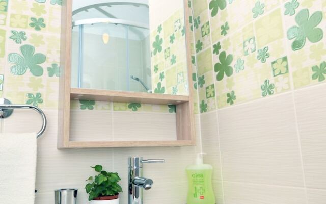 Apartment Flores