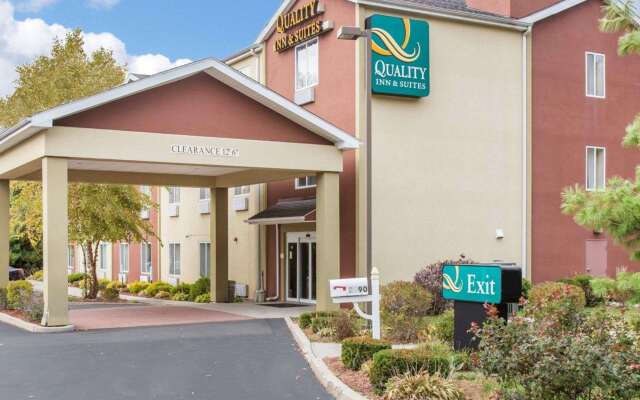 Quality Inn & Suites