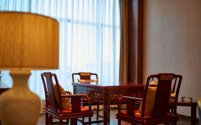 Grand New Centery Hotel Leshan