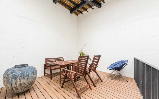 Guestready - A Moment in Time 1